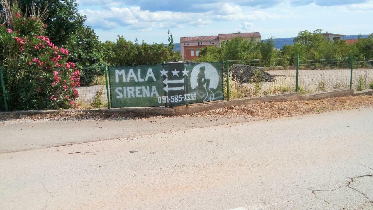 Mala Sirena Apartament Maslenica