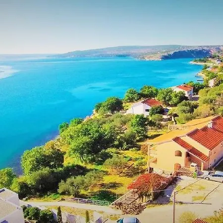 Apartmani Mala Sirena Maslenica Exterior photo