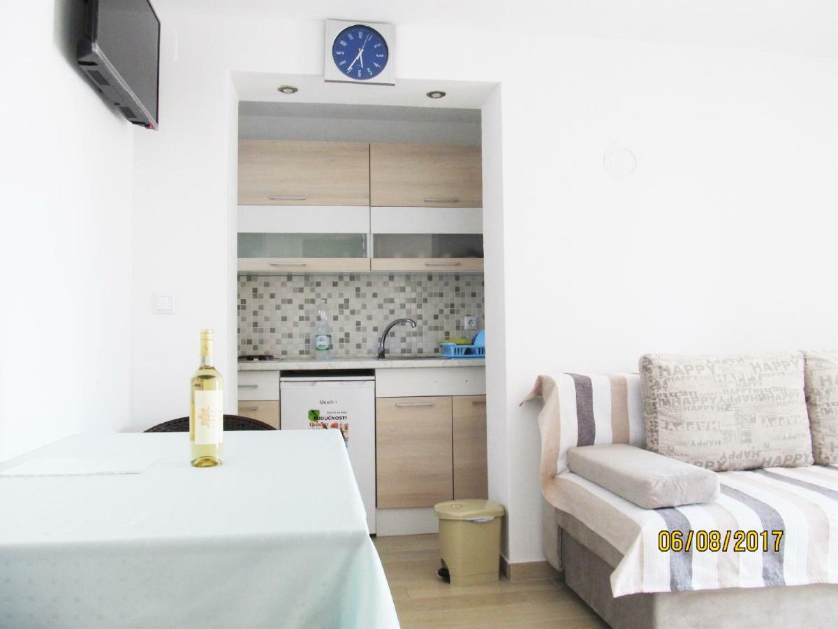 Mala Sirena Apartment *
